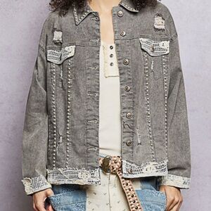 💕 NEW! POL Women’s Distressed Grey Denim Jacket with Pearl Trim